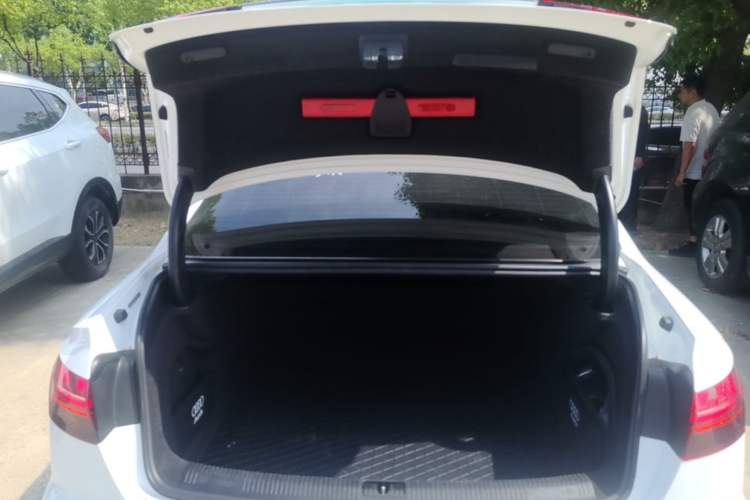 Used Audi A4L 2020 40 TFSI Fashion Dynamic Model Trunk