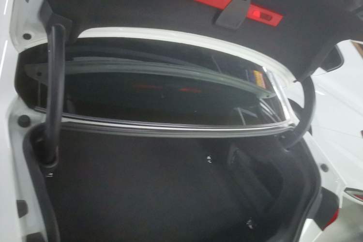 Used Audi A4L 2020 40 TFSI Fashion Dynamic Model Trunk