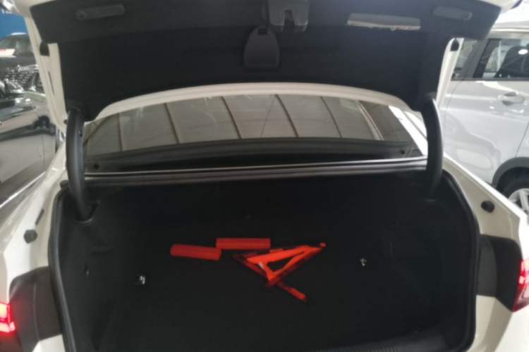 Used Audi A4L 2020 40 TFSI Fashion Dynamic Model Trunk