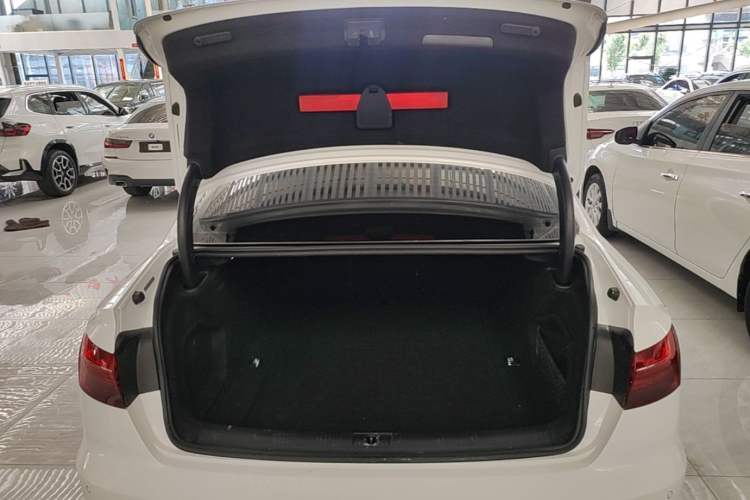 Used Audi A4L 2020 40 TFSI Fashion Dynamic Model Trunk