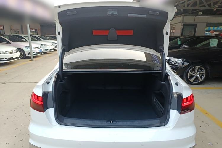 Used Audi A4L 2020 40 TFSI Fashion Dynamic Model Trunk