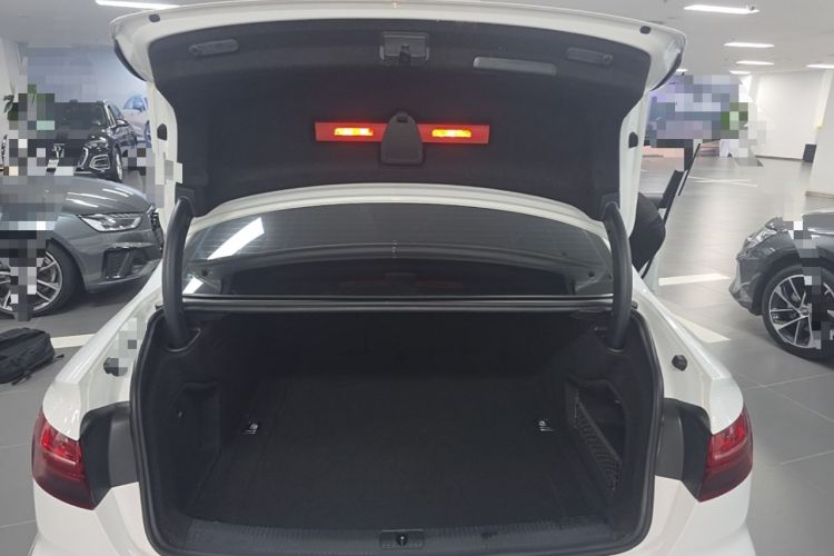 Used Audi A4L 2020 40 TFSI Fashion Dynamic Model Trunk