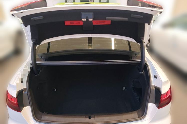 Used Audi A4L 2020 40 TFSI Fashion Dynamic Model Trunk