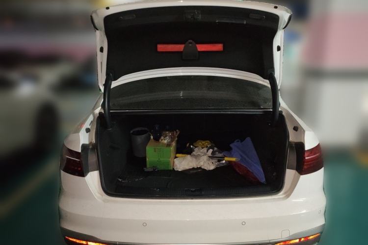 Used Audi A4L 2020 40 TFSI Fashion Dynamic Model Trunk