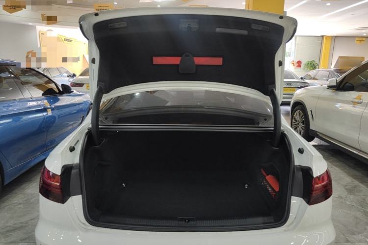 Used Audi A4L 2020 40 TFSI Fashion Dynamic Model Trunk
