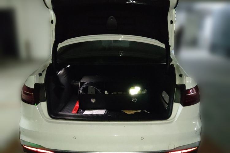 Used Audi A4L 2020 40 TFSI Fashion Dynamic Model Trunk