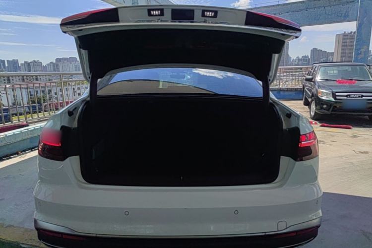 Used Audi A4L 2020 40 TFSI Fashion Dynamic Model Trunk
