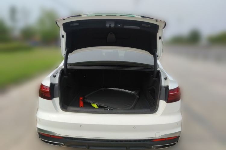 Used Audi A4L 2020 40 TFSI Fashion Dynamic Model Trunk