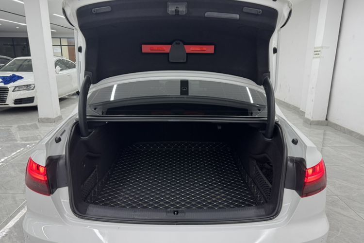Used Audi A4L 2020 40 TFSI Luxury Dynamic Model Trunk