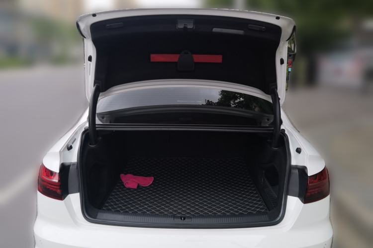 Used Audi A4L 2020 40 TFSI Fashion Dynamic Model Trunk
