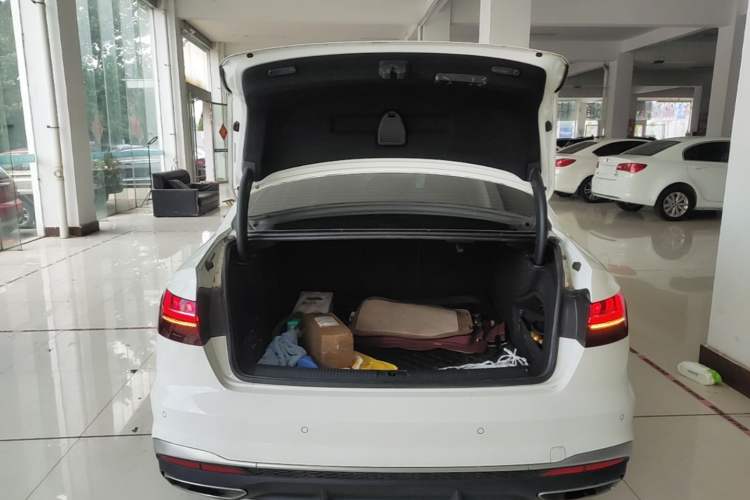 Used Audi A4L 2020 40 TFSI Luxury Dynamic Model Trunk