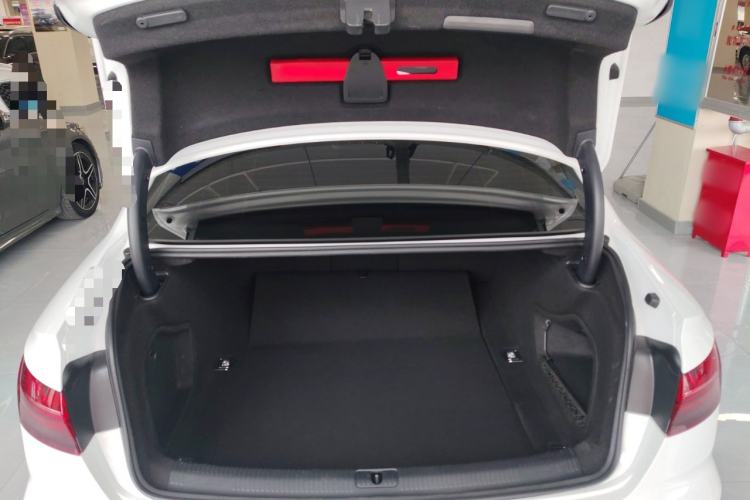 Used Audi A4L 2020 40 TFSI Fashion Dynamic Model Trunk