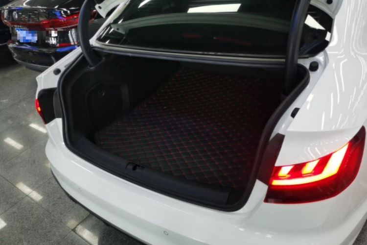 Used Audi A4L 2020 40 TFSI Fashion Dynamic Model Trunk