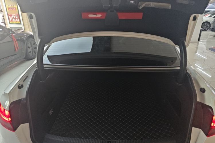 Used Audi A4L 2020 40 TFSI Fashion Dynamic Model Trunk