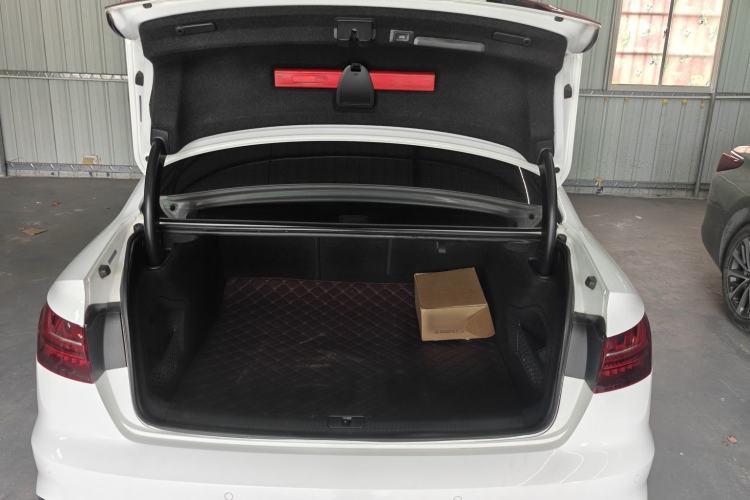 Used Audi A4L 2020 40 TFSI Fashion Dynamic Model Trunk