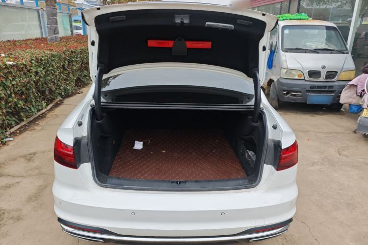 Used Audi A4L 2020 40 TFSI Fashionable and Elegant Model Trunk