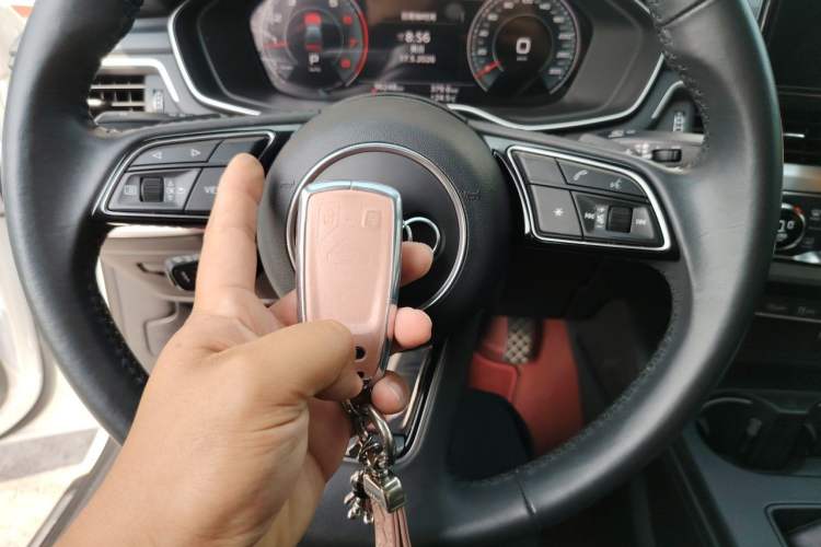 Used Audi A4L 2020 40 TFSI Luxury Dynamic Model Vehicle Key