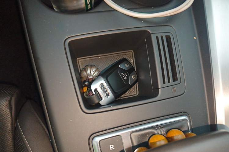 Used Audi A4L 2020 40 TFSI Fashion Dynamic Model Vehicle Key