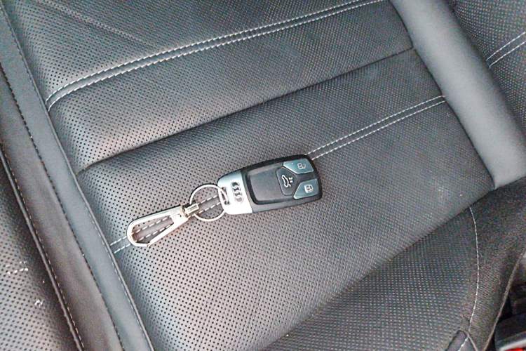Used Audi A4L 2020 40 TFSI Fashion Dynamic Model Vehicle Key