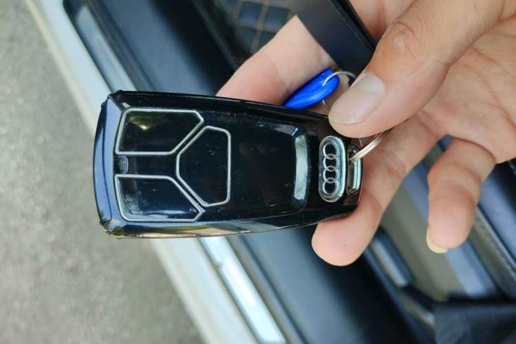 Used Audi A4L 2020 40 TFSI Fashion Dynamic Model Vehicle Key