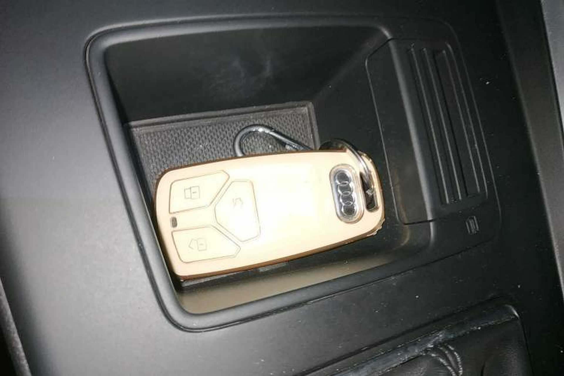 Used Audi A4L 2020 40 TFSI quattro Luxury Dynamic Model Vehicle Key