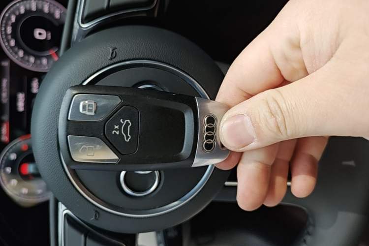 Used Audi A4L 2020 40 TFSI Fashion Dynamic Model Vehicle Key