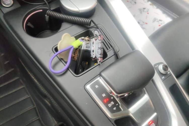 Used Audi A4L 2020 40 TFSI Luxury Dynamic Model Vehicle Key