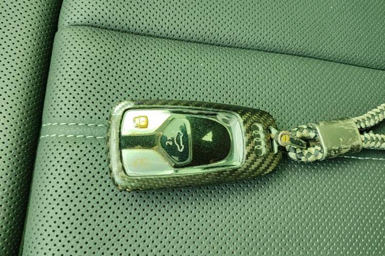 Used Audi A4L 2020 40 TFSI Fashion Dynamic Model Vehicle Key