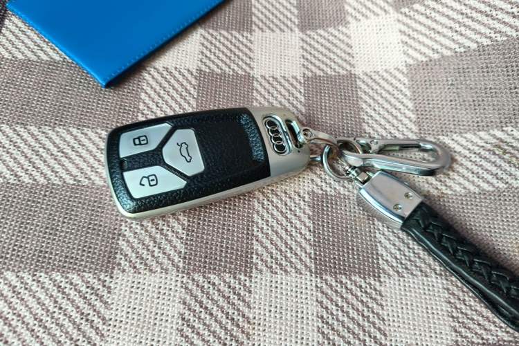 Used Audi A4L 2020 40 TFSI Fashion Dynamic Model Vehicle Key