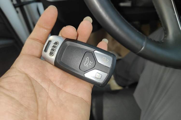 Used Audi A4L 2020 40 TFSI Fashion Dynamic Model Vehicle Key