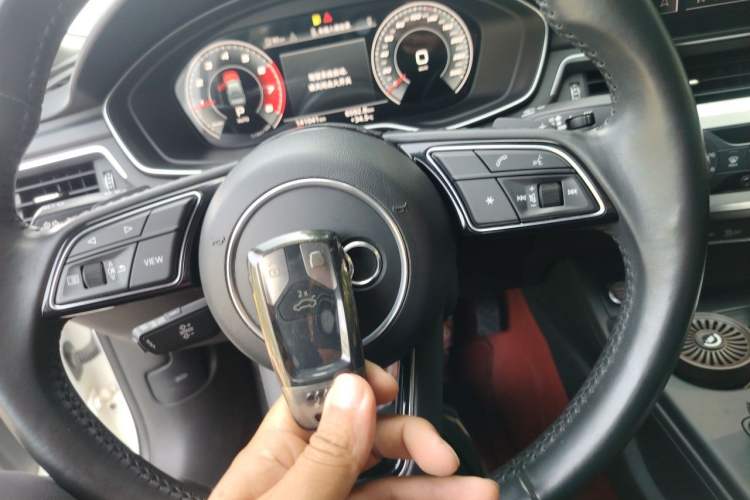 Used Audi A4L 2020 40 TFSI Fashion Dynamic Model Vehicle Key