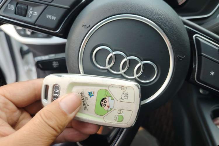 Used Audi A4L 2020 40 TFSI Fashion Dynamic Model Vehicle Key