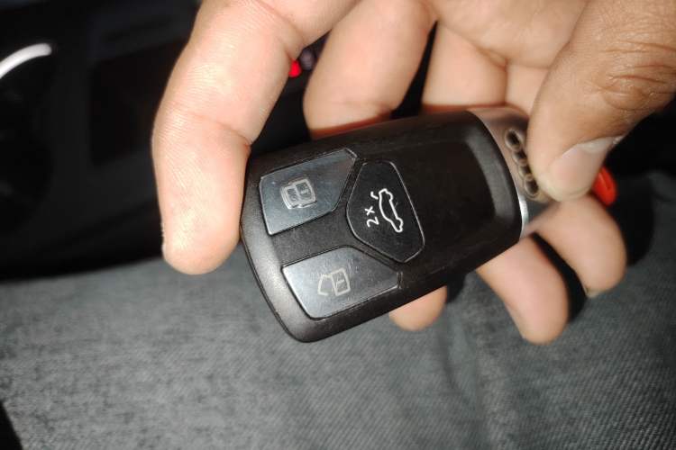 Used Audi A4L 2020 40 TFSI Fashion Dynamic Model Vehicle Key