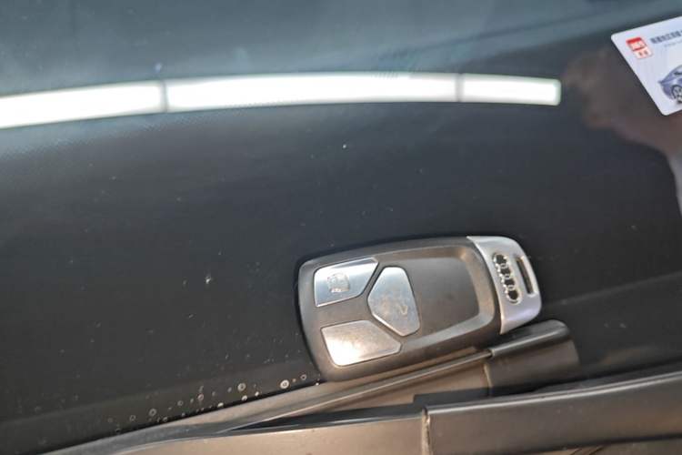 Used Audi A4L 2020 40 TFSI Luxury Dynamic Model Vehicle Key