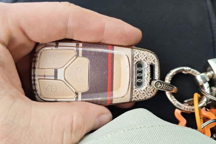 Used Audi A4L 2020 40 TFSI Fashion Dynamic Model Vehicle Key
