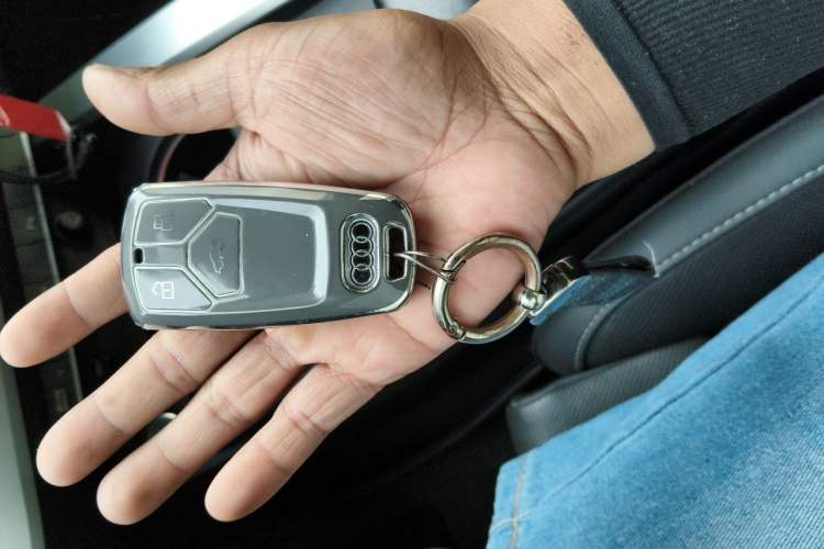 Used Audi A4L 2020 40 TFSI Fashion Dynamic Model Vehicle Key