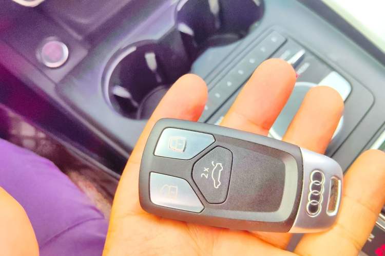 Used Audi A4L 2020 40 TFSI Luxury Prestige Edition Vehicle Key