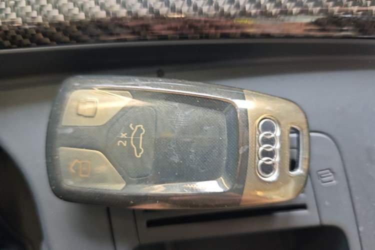 Used Audi A4L 2020 40 TFSI Fashion Dynamic Model Vehicle Key