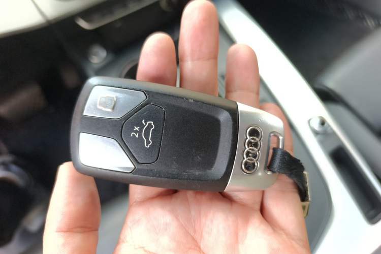 Used Audi A4L 2020 40 TFSI Luxury Dynamic Model Vehicle Key