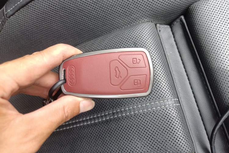 Used Audi A4L 2020 40 TFSI Fashion Dynamic Model Vehicle Key