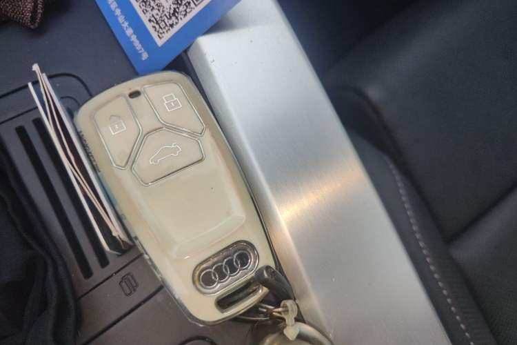 Used Audi A4L 2020 40 TFSI Fashion Dynamic Model Vehicle Key