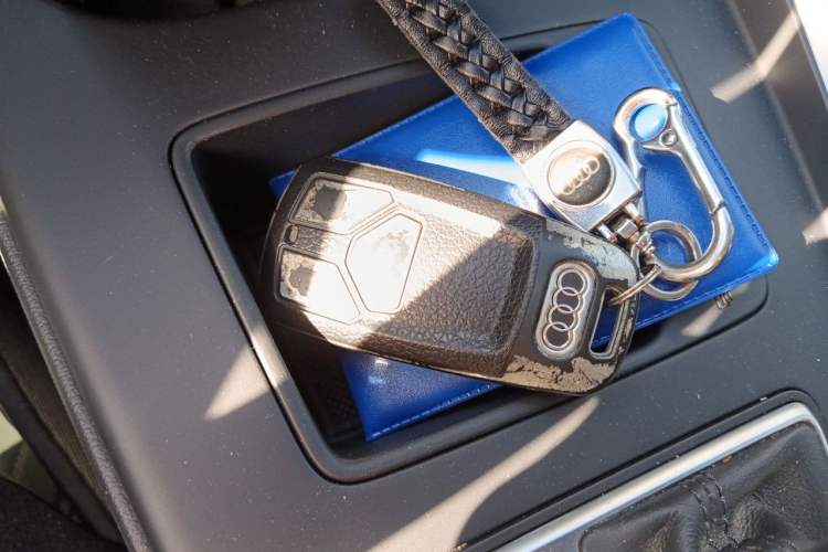 Used Audi A4L 2020 40 TFSI Luxury Dynamic Model Vehicle Key