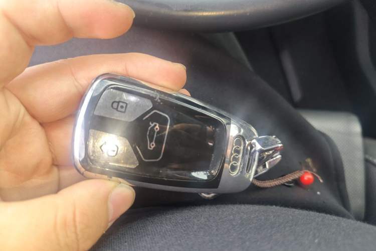 Used Audi A4L 2020 40 TFSI Fashion Dynamic Model Vehicle Key