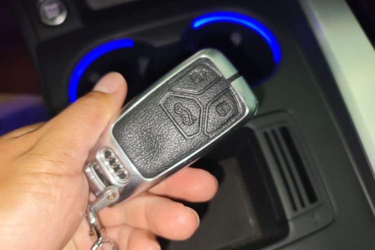 Used Audi A4L 2020 40 TFSI Fashion Dynamic Model Vehicle Key