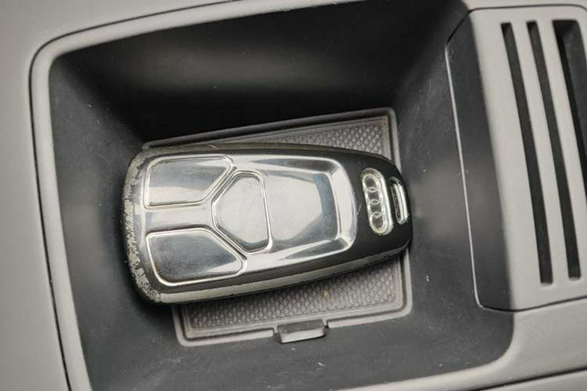 Used Audi A4L 2020 40 TFSI Fashion Dynamic Model Vehicle Key