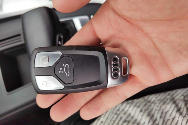 Used Audi A4L 2020 35 TFSI Fashion Dynamic Model Vehicle Key