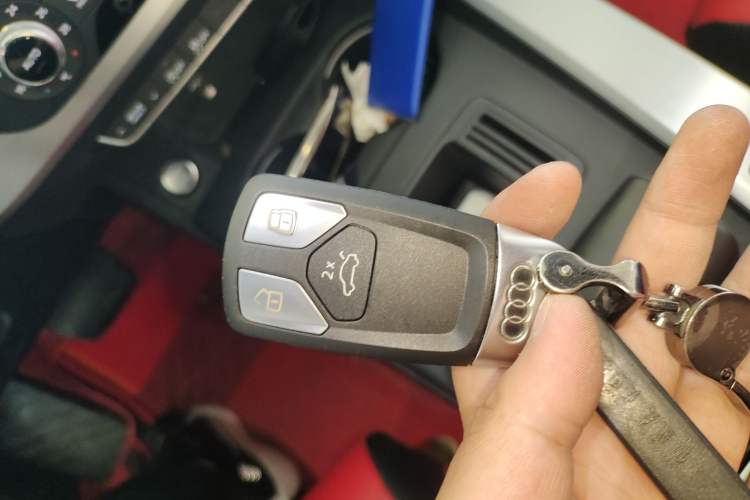 Used Audi A4L 2020 40 TFSI Fashion Dynamic Model Vehicle Key
