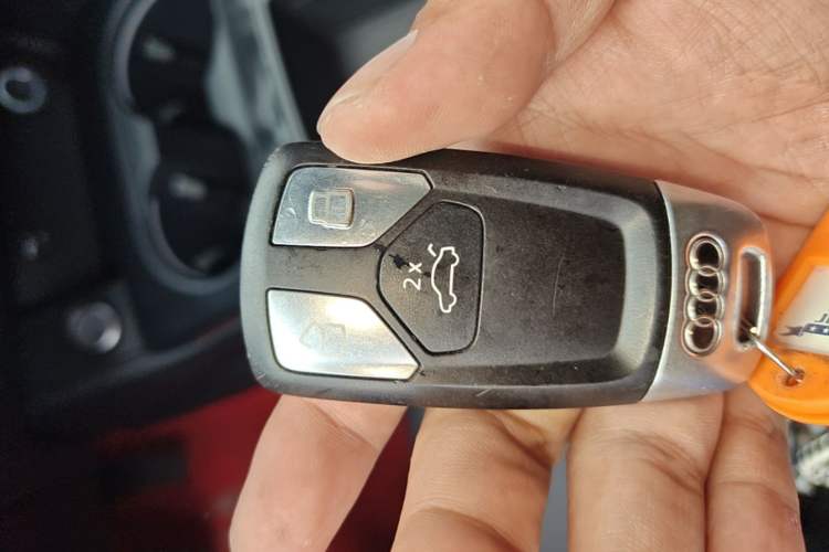 Used Audi A4L 2020 40 TFSI Fashion Dynamic Model Vehicle Key