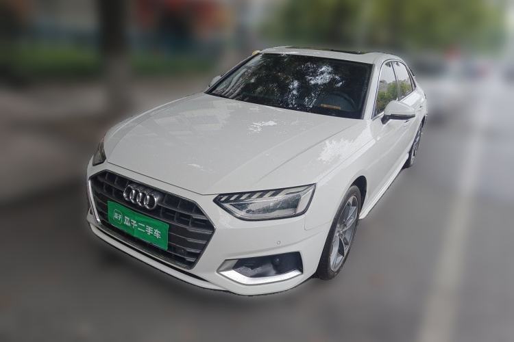 Used Audi A4L 2020 40 TFSI Fashionable and Elegant Model Guazi used car, China used car export, Used car for sale, Used cars, Cheapest cars for sale