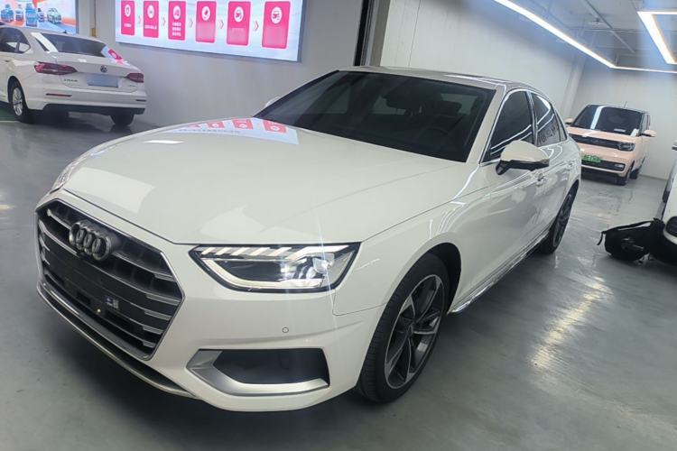 Used Audi A4L 2020 40 TFSI Fashionable and Elegant Model Guazi used car, China used car export, Used car for sale, Used cars, Cheapest cars for sale